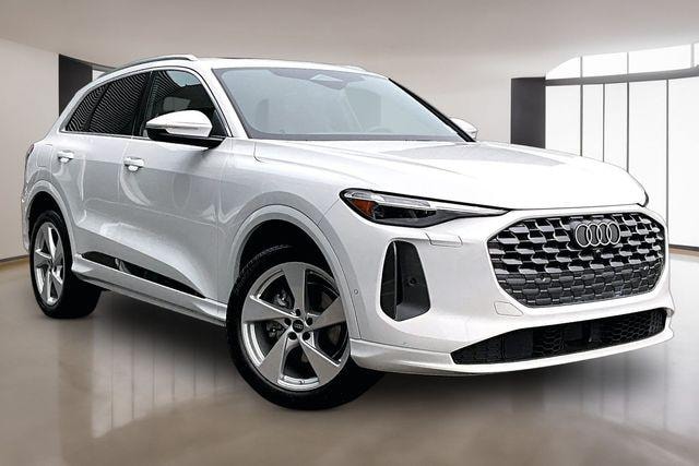 Photo of 2025 Audi Q5