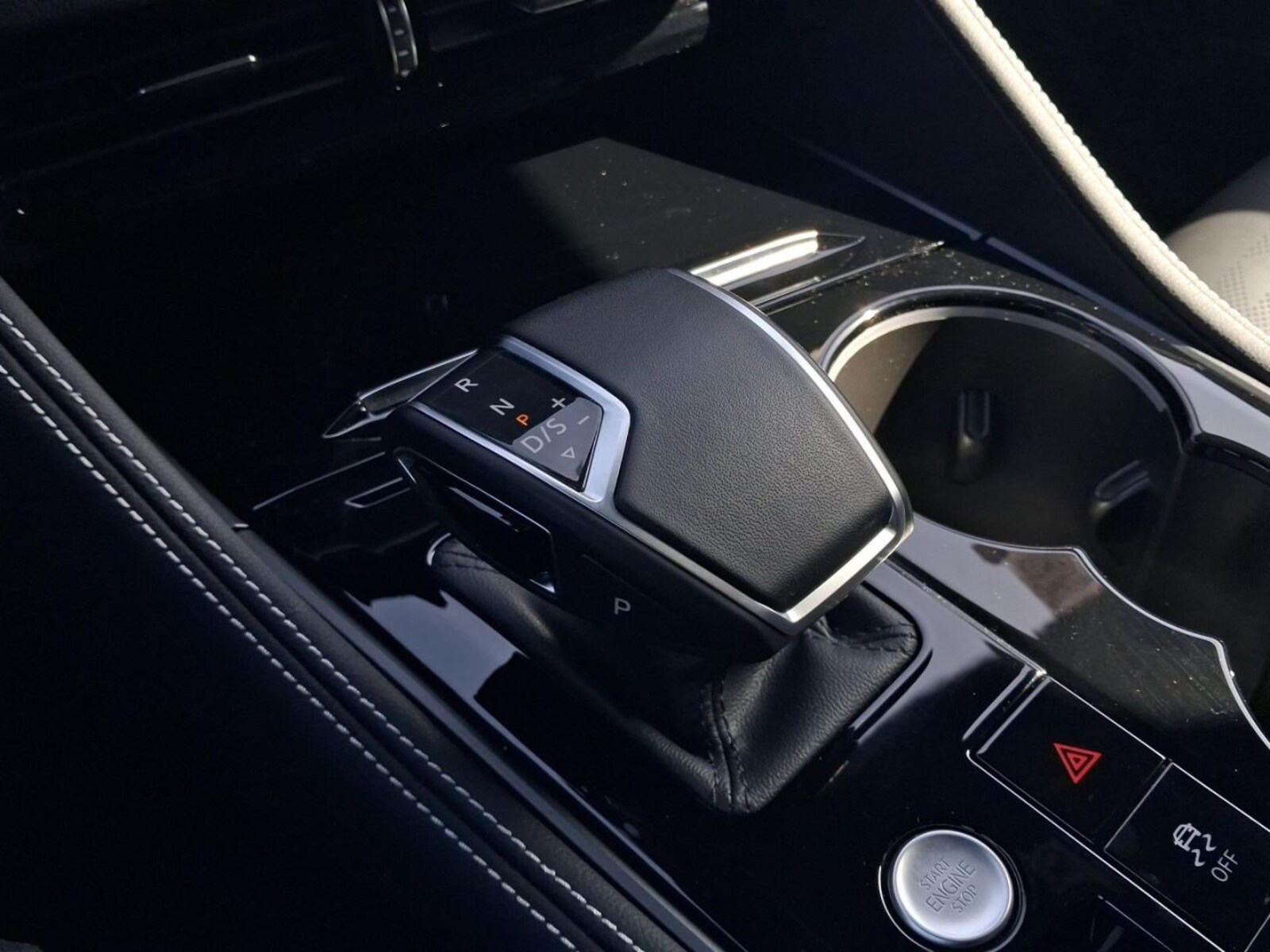 Volkswagen Touareg – Bild 11