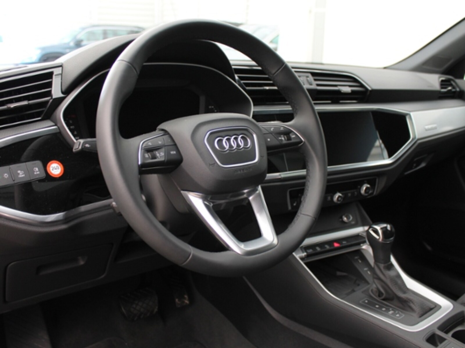 Audi Q3 Sportback – Bild 11