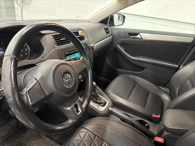 2013 VOLKSWAGEN JETTA - Image 8