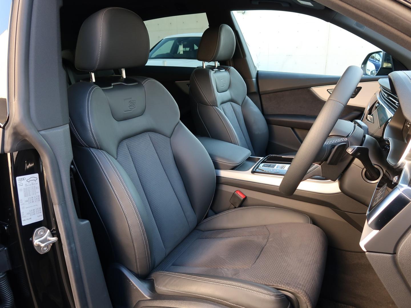 Image about Audi Q8 55 TFSI quattro S line 250(340) kW(PS) tiptronic