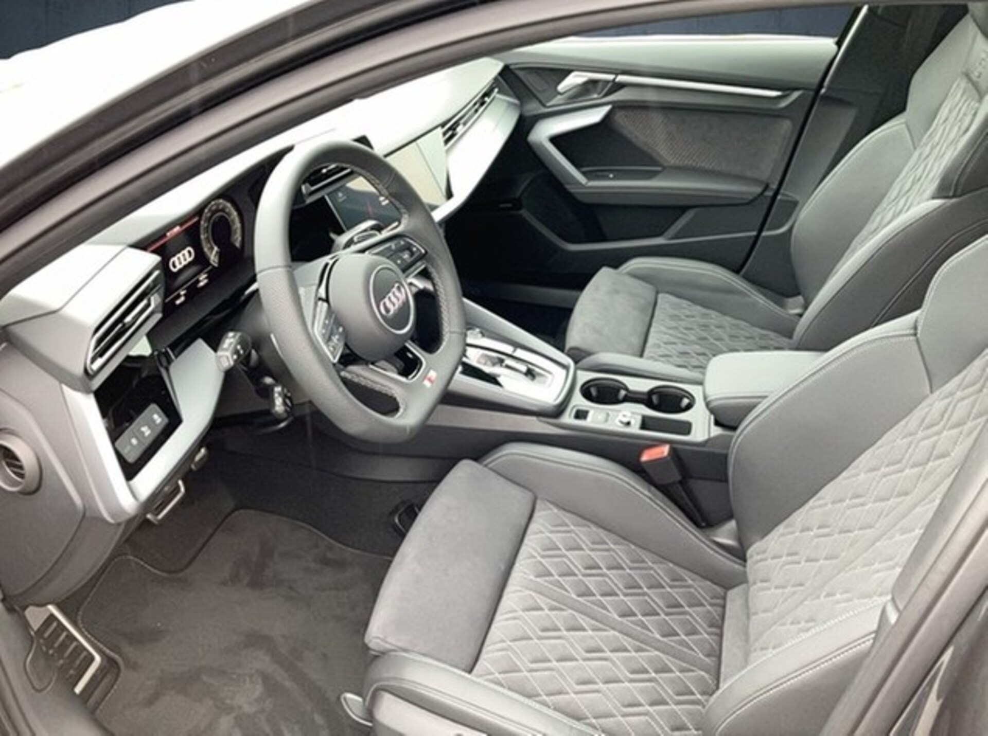 Audi A3 Sportback TFSI e S line