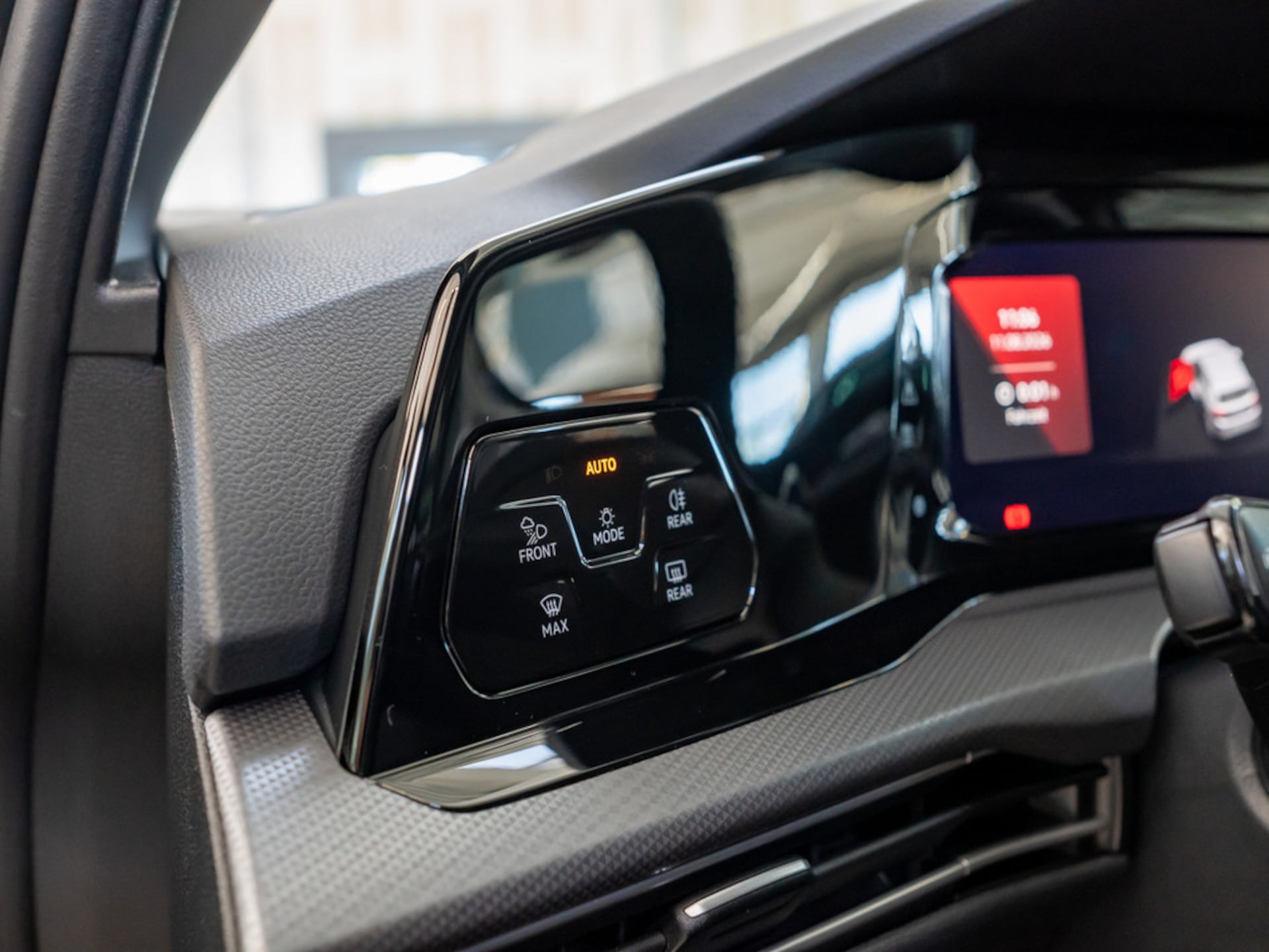 Volkswagen Golf Active