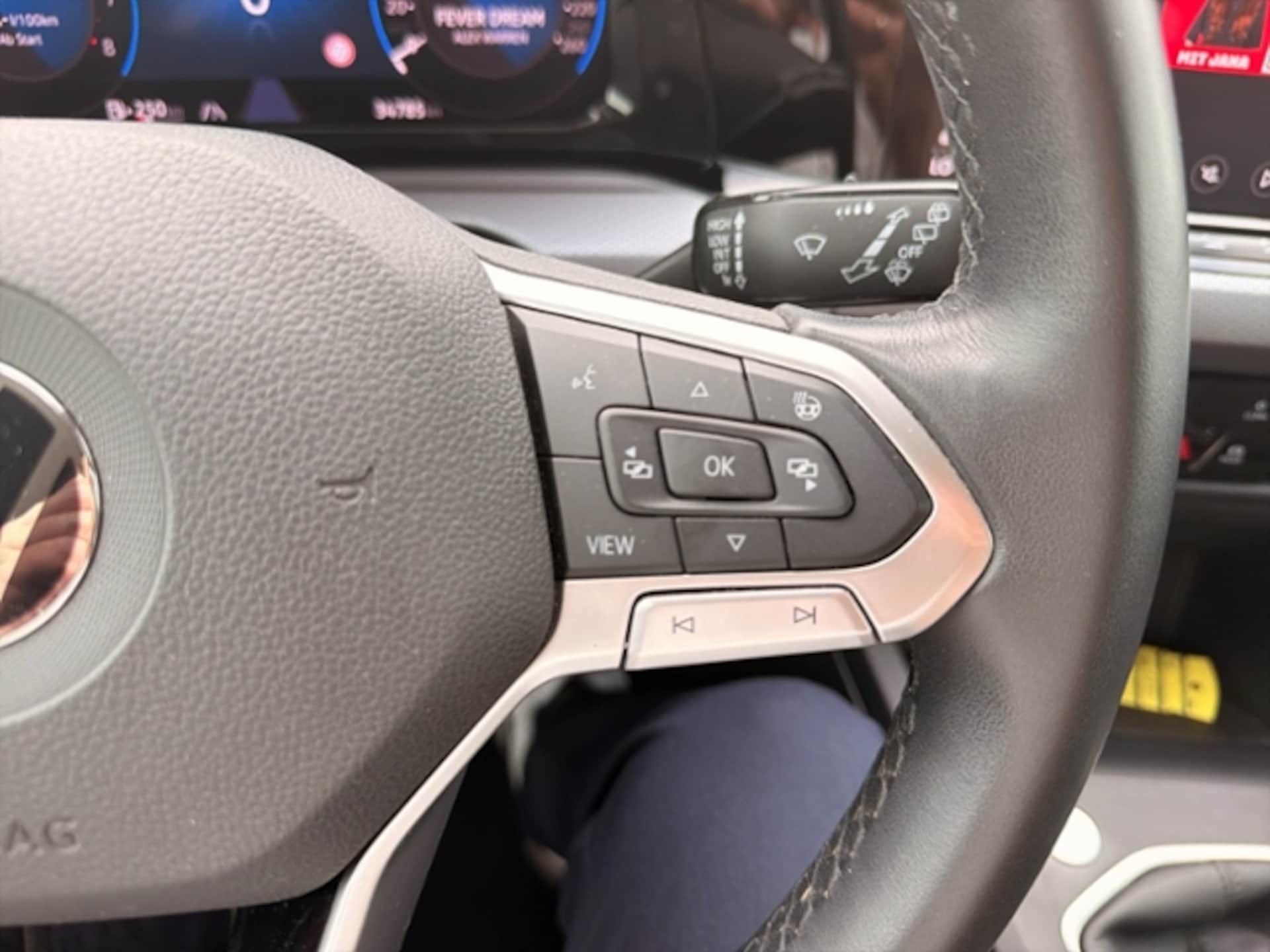 Volkswagen Golf Active