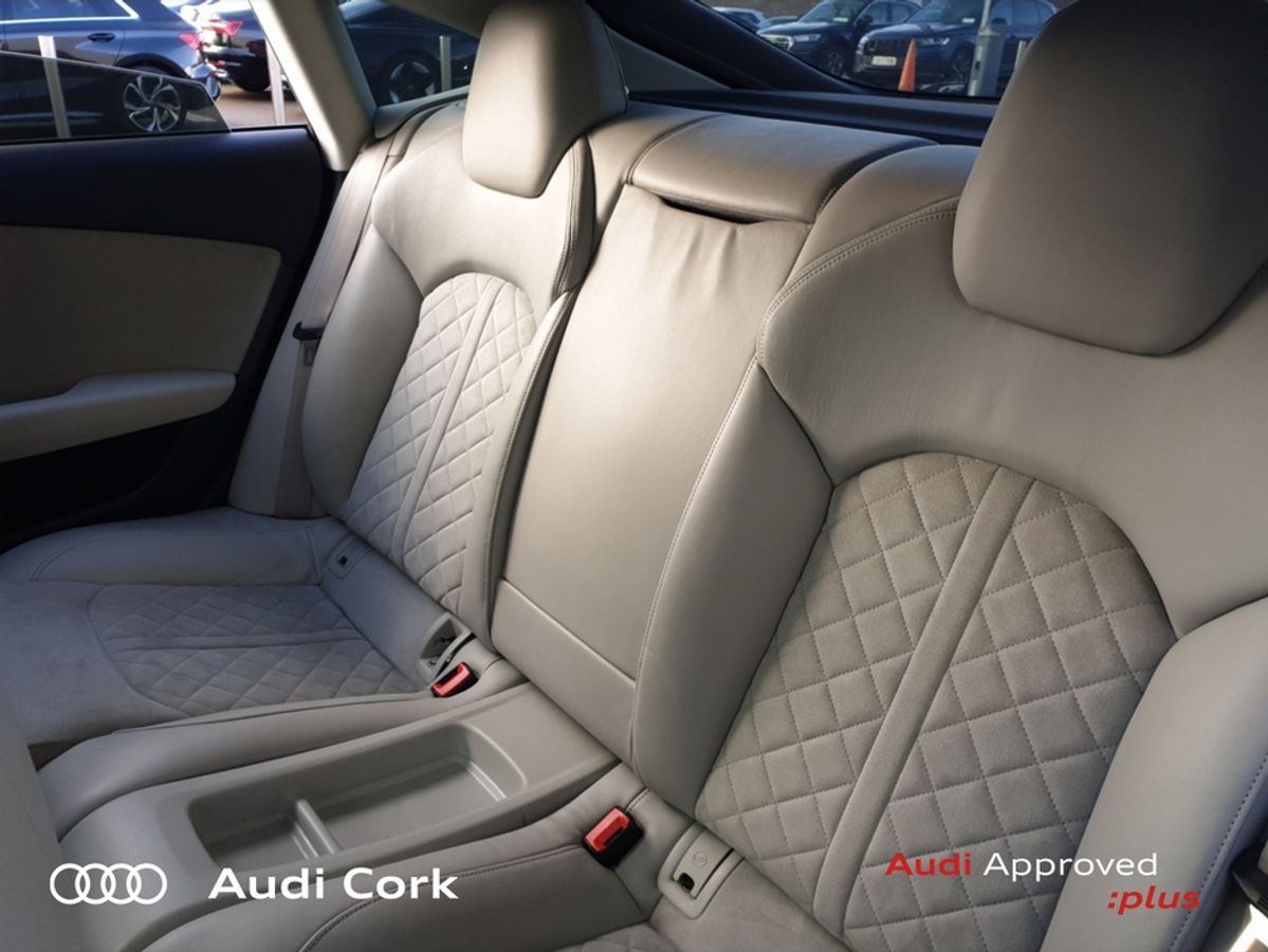 Image about Audi S7 Sportback S7 4.0 TFSI quattro 450 PS S tronic