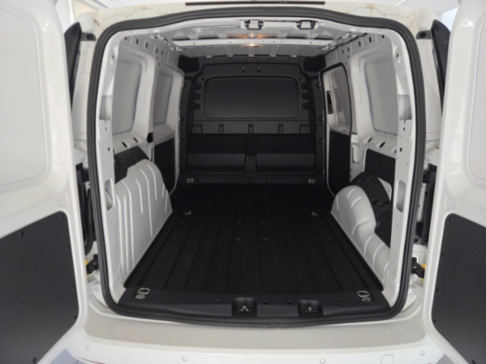 Volkswagen Caddy Maxi Cargo – Bild 8