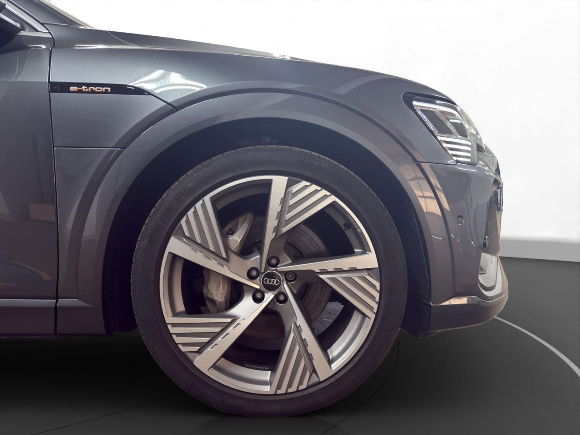 Audi e-tron Sportback S line