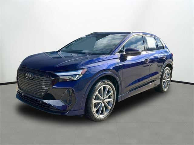 2026 Audi Q4 e-tron Premium Plus's photo