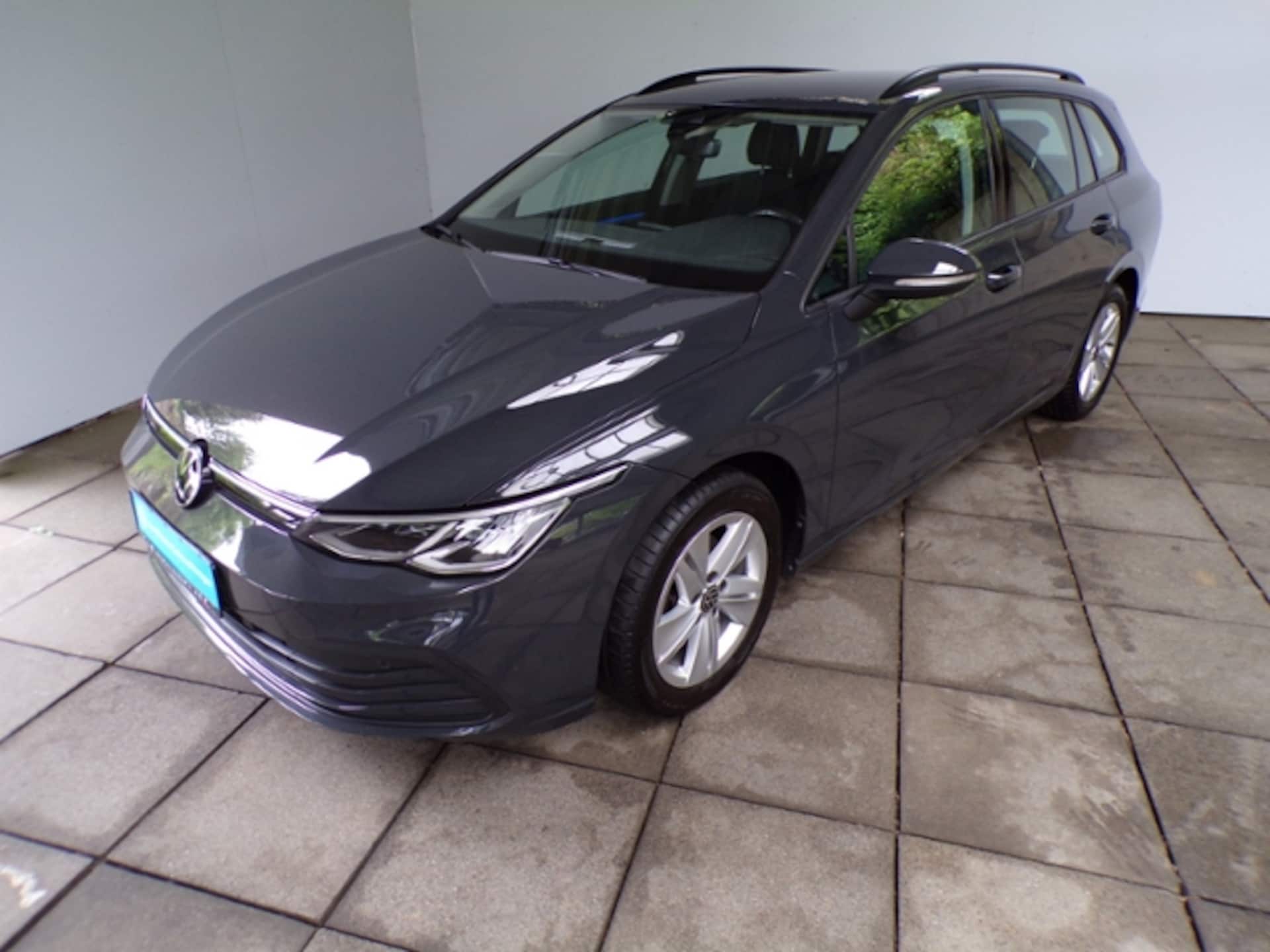 Volkswagen Golf Variant Life