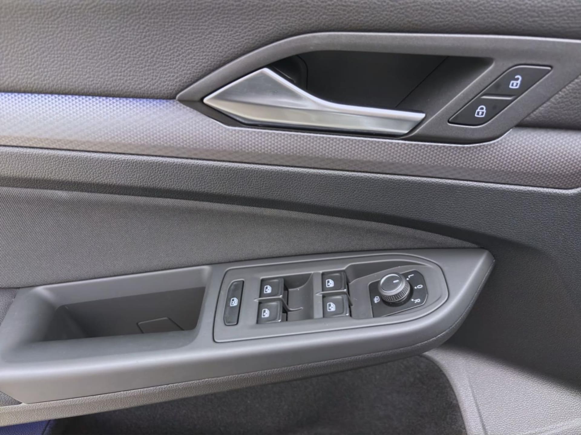 Volkswagen Golf Active