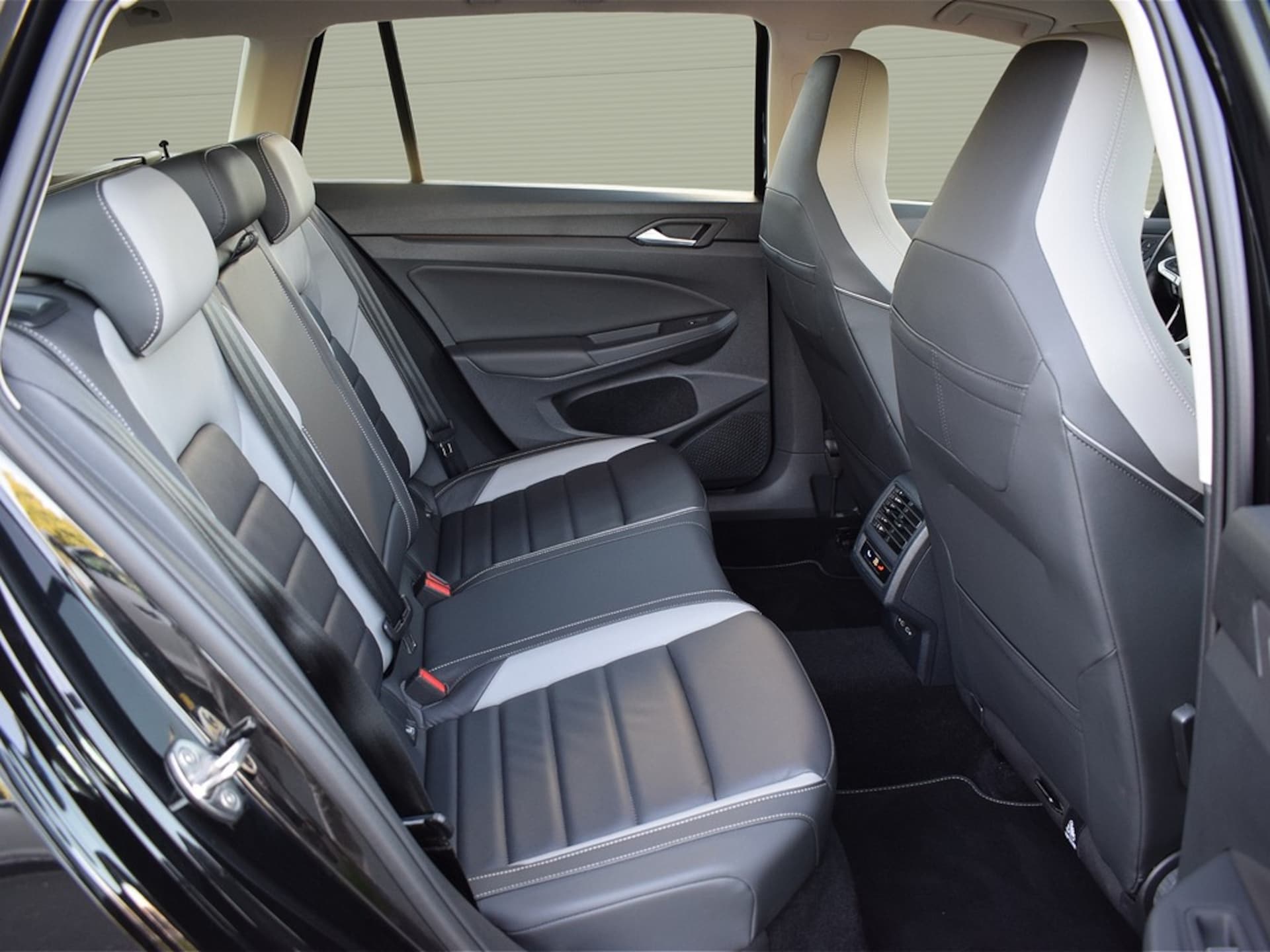 Volkswagen Golf Variant Style