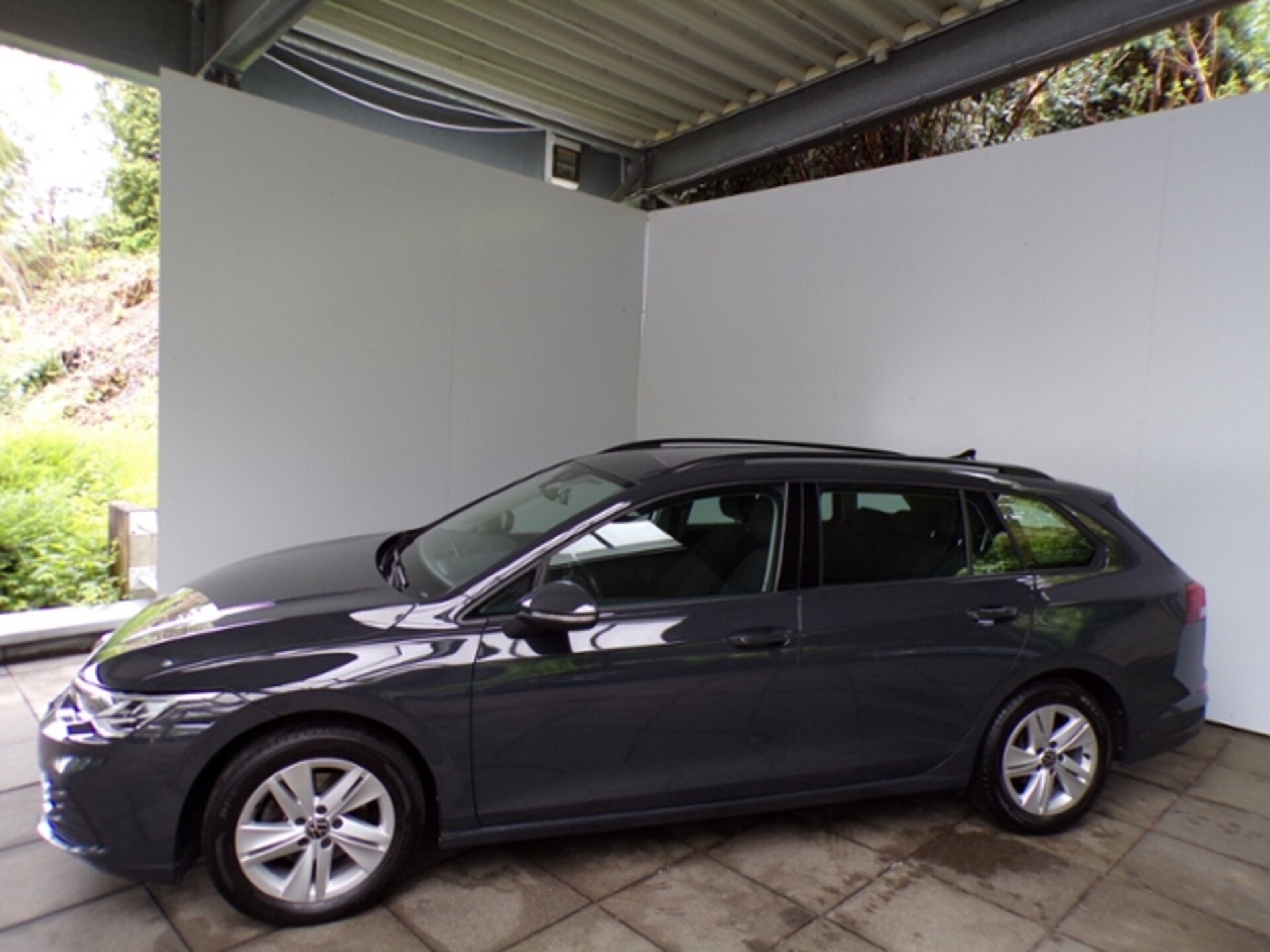 Volkswagen Golf Variant Life