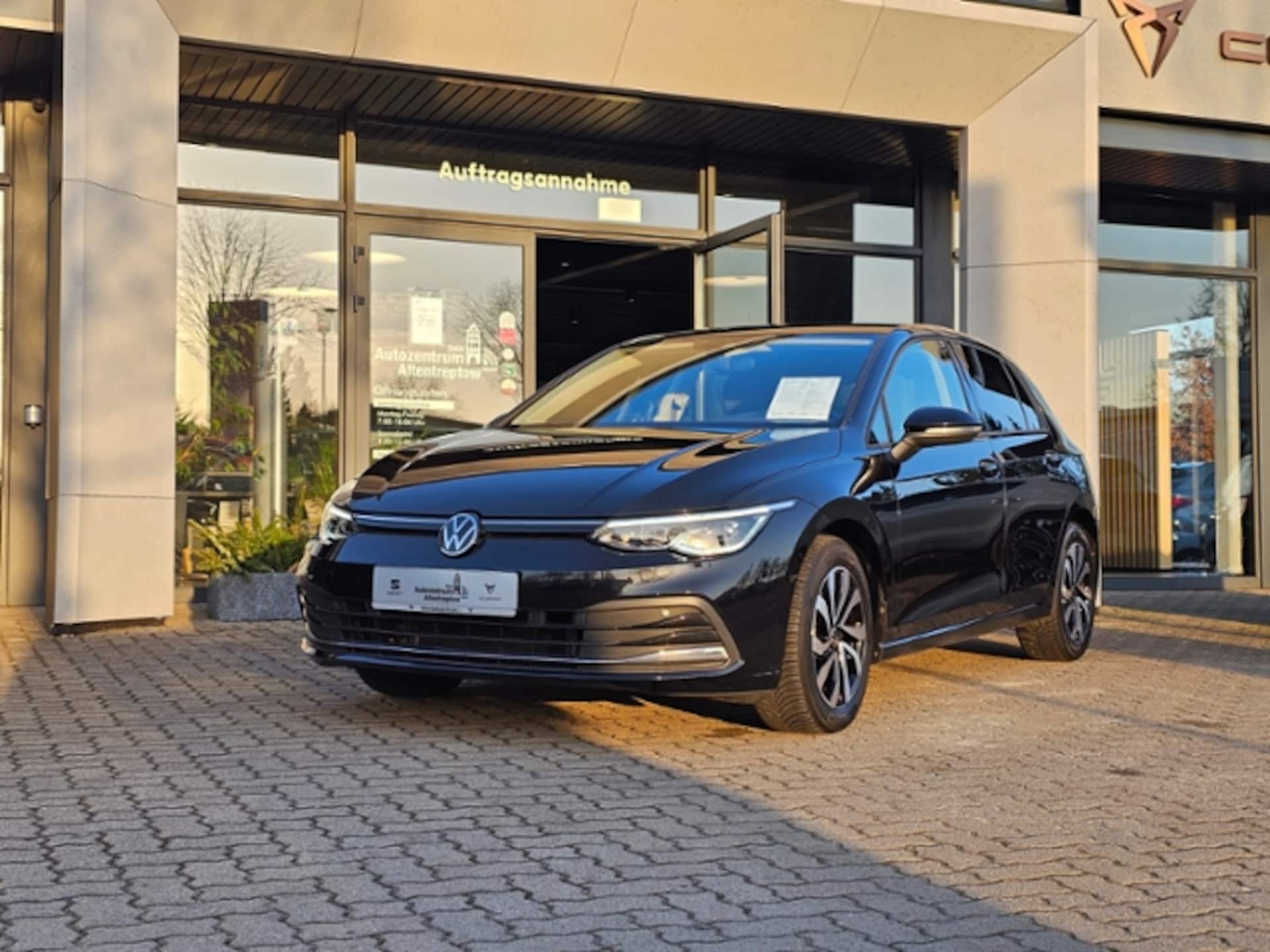 Volkswagen Golf Active