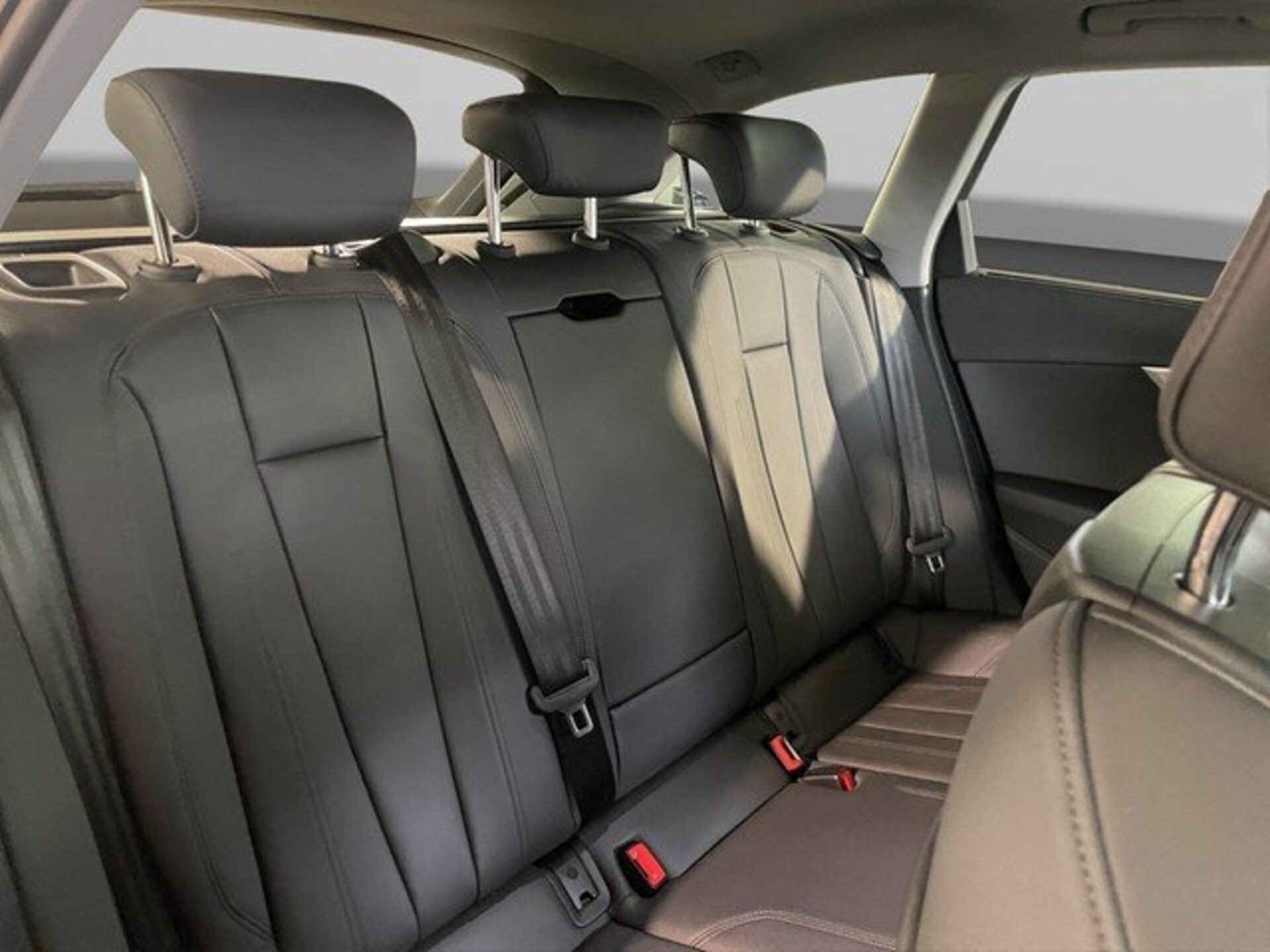 Audi A4 Avant Advanced