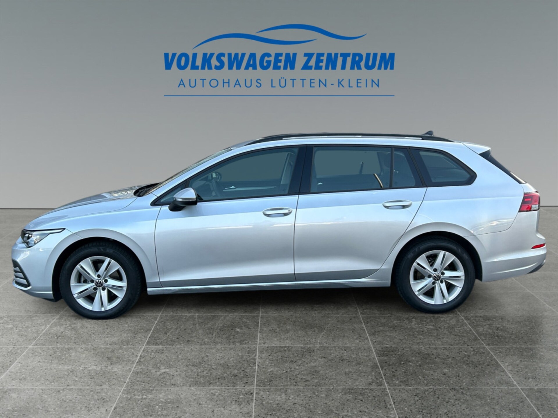 Volkswagen Golf Variant Life