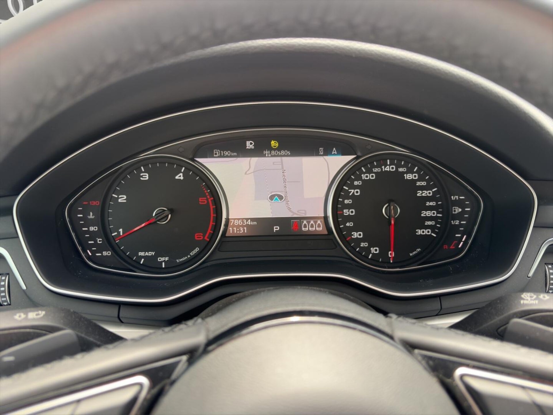 Audi A4 Avant S line