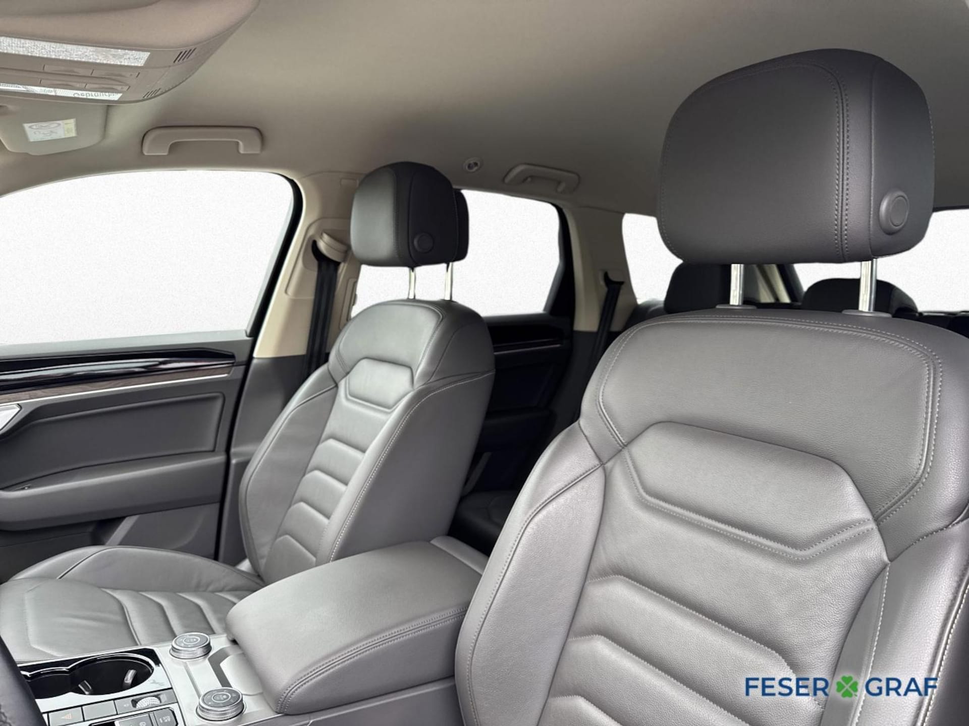 Volkswagen Touareg Atmosphere