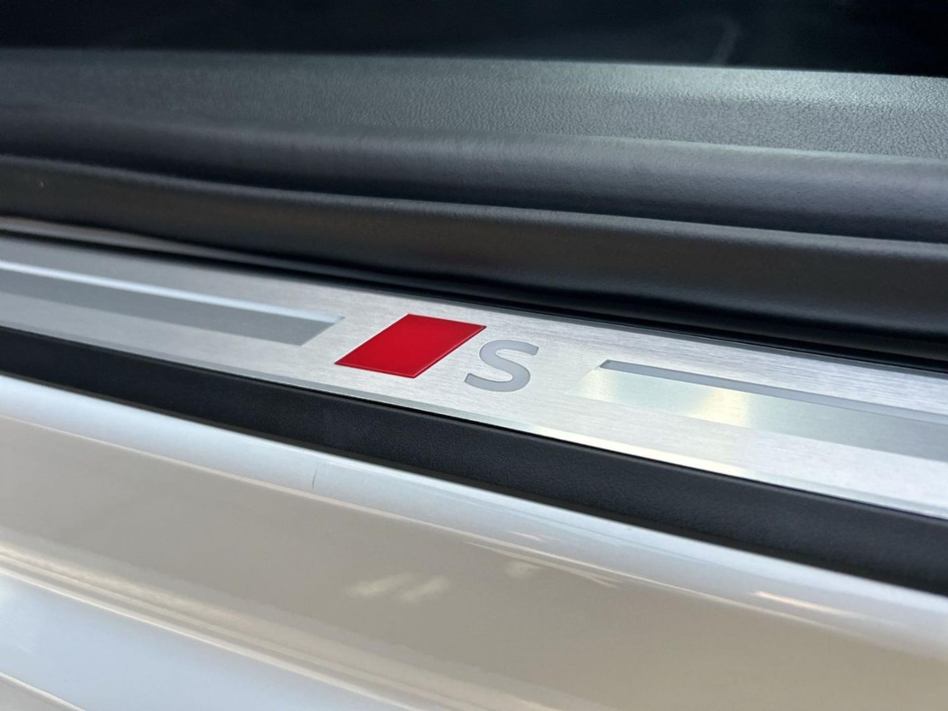 Audi A6 Avant edition one