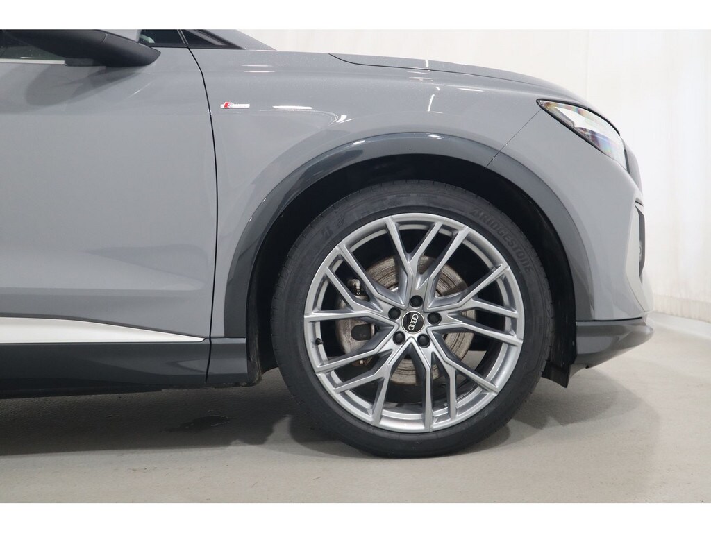 Image about Audi Q4 e-tron 40 e-tron