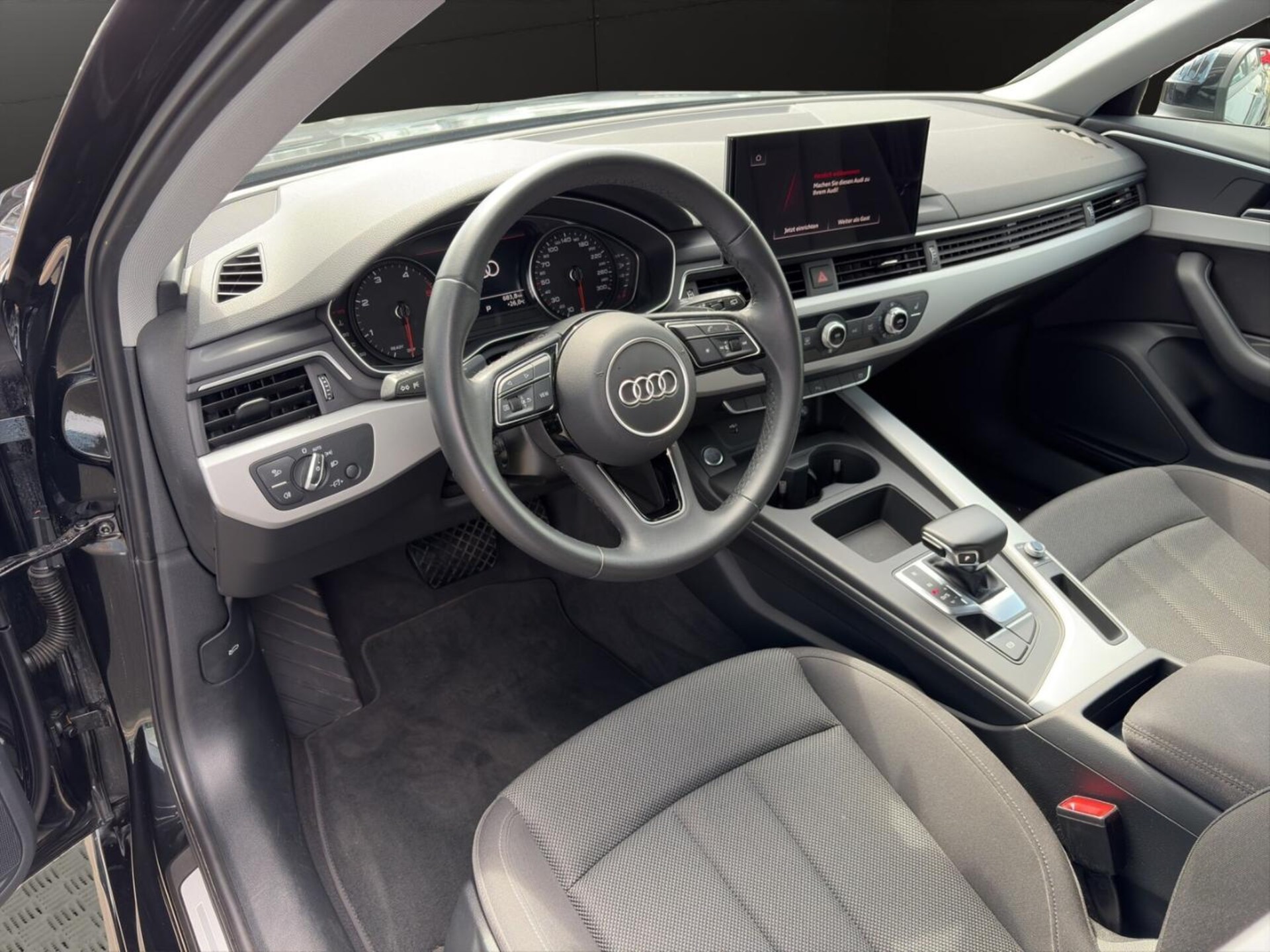 Audi A4 Avant S line