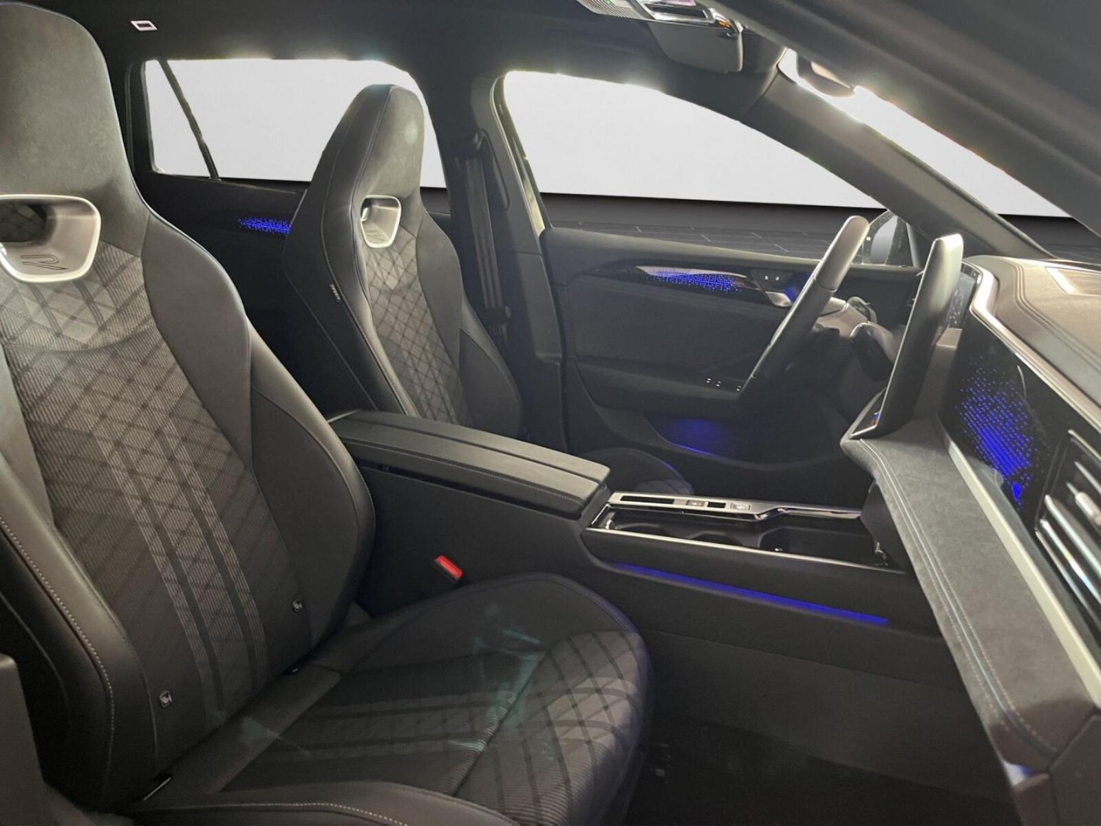 Volkswagen Passat – Bild 4