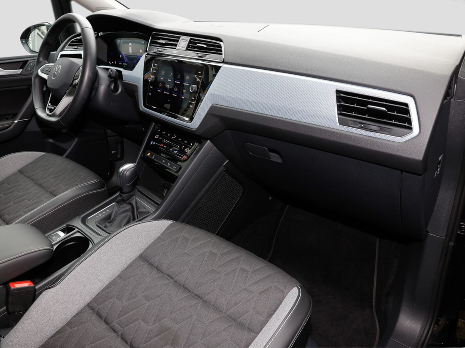 Volkswagen Touran – Bild 9