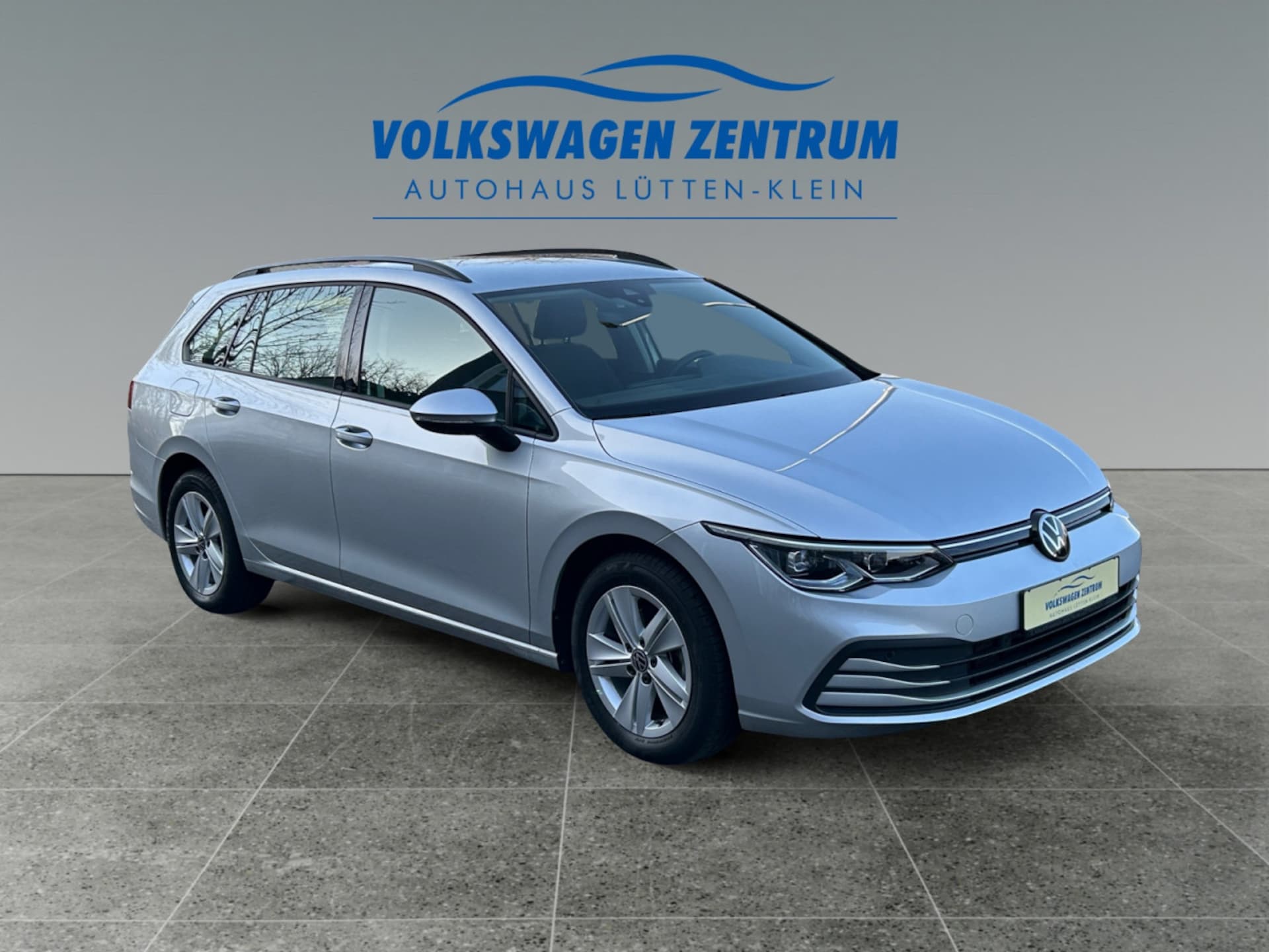Volkswagen Golf Variant Life