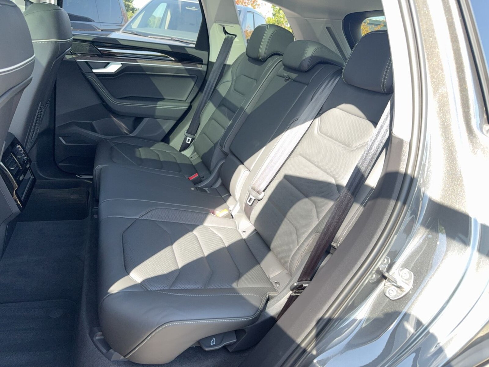Volkswagen Touareg – Bild 13