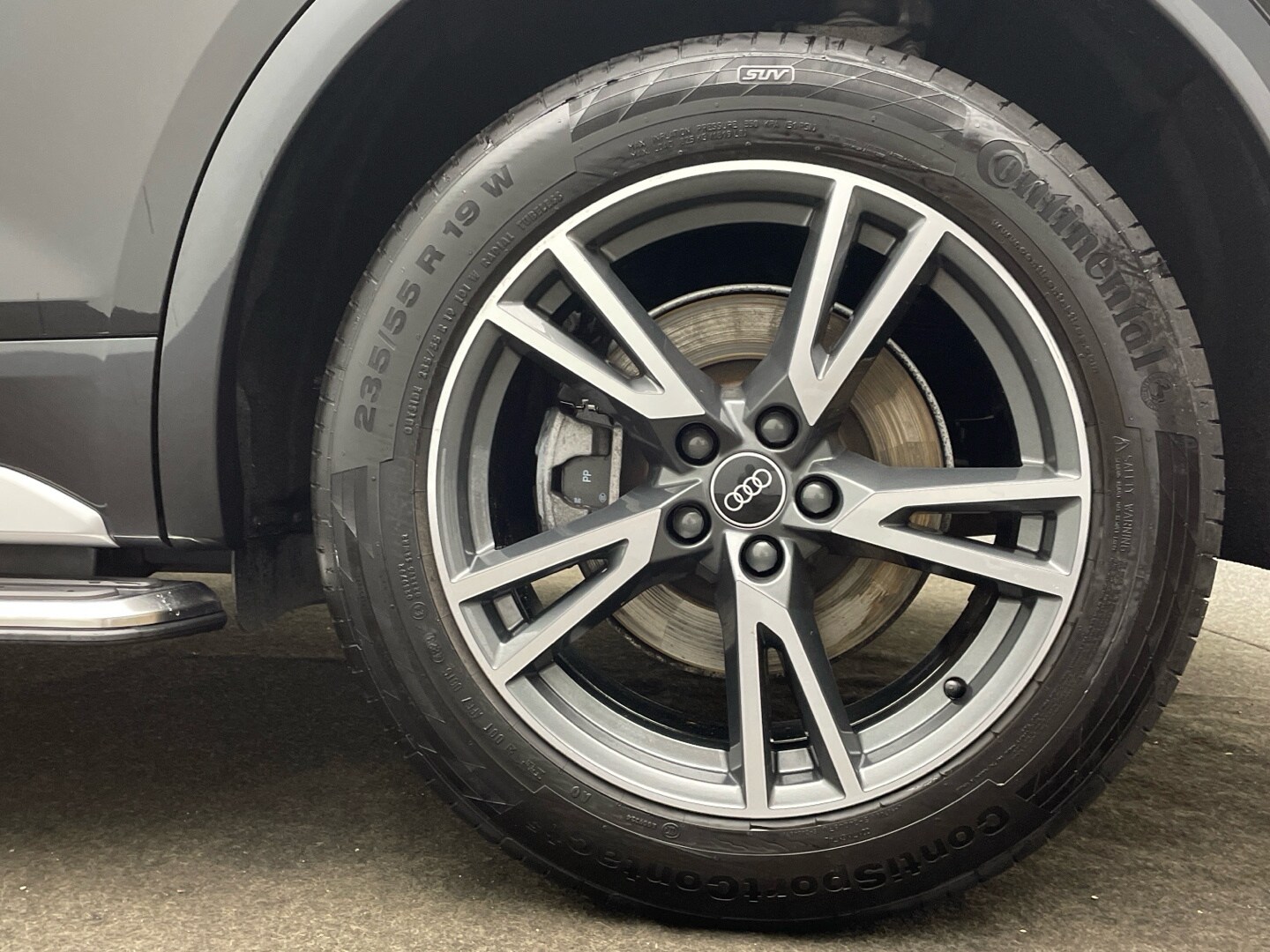 Image about Audi Q5 40 TDI quattro S tronic