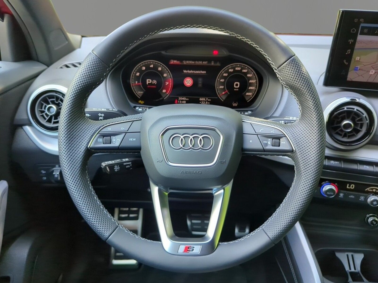 Audi SQ2 – Bild 10