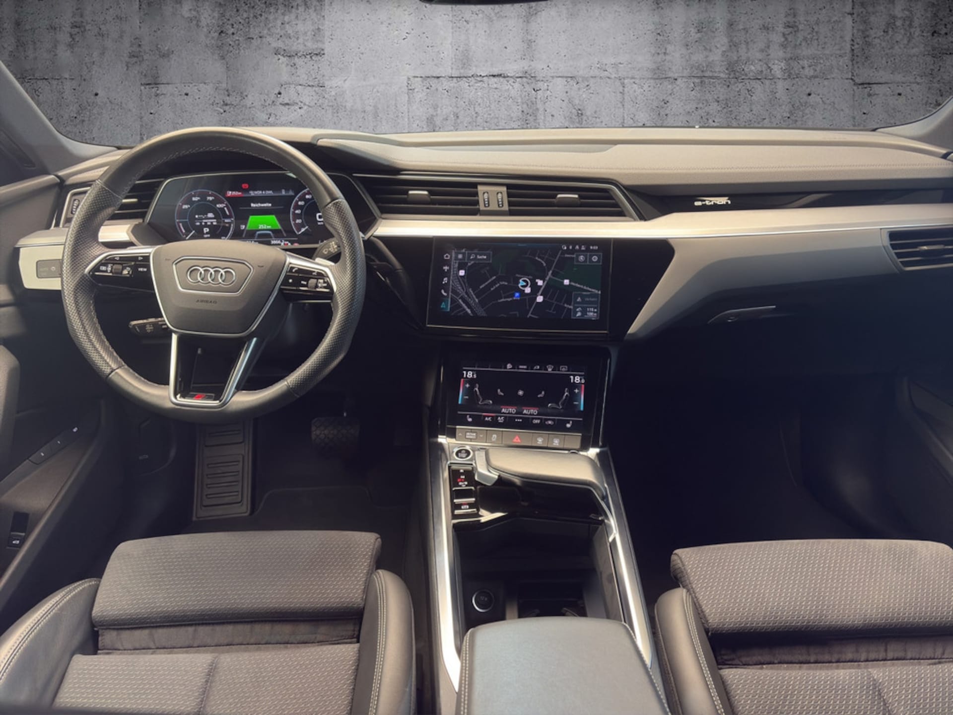 Audi e-tron advanced