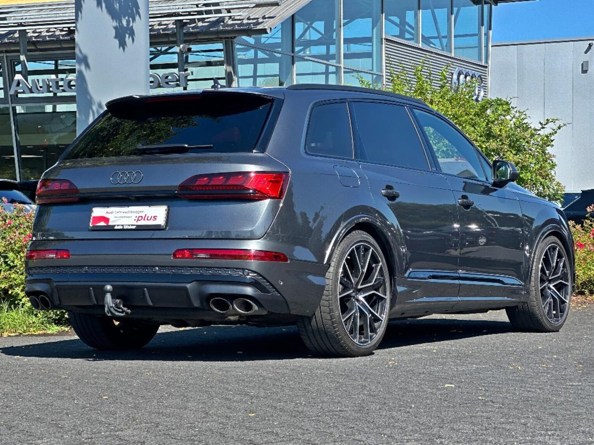 Audi SQ7 SUV