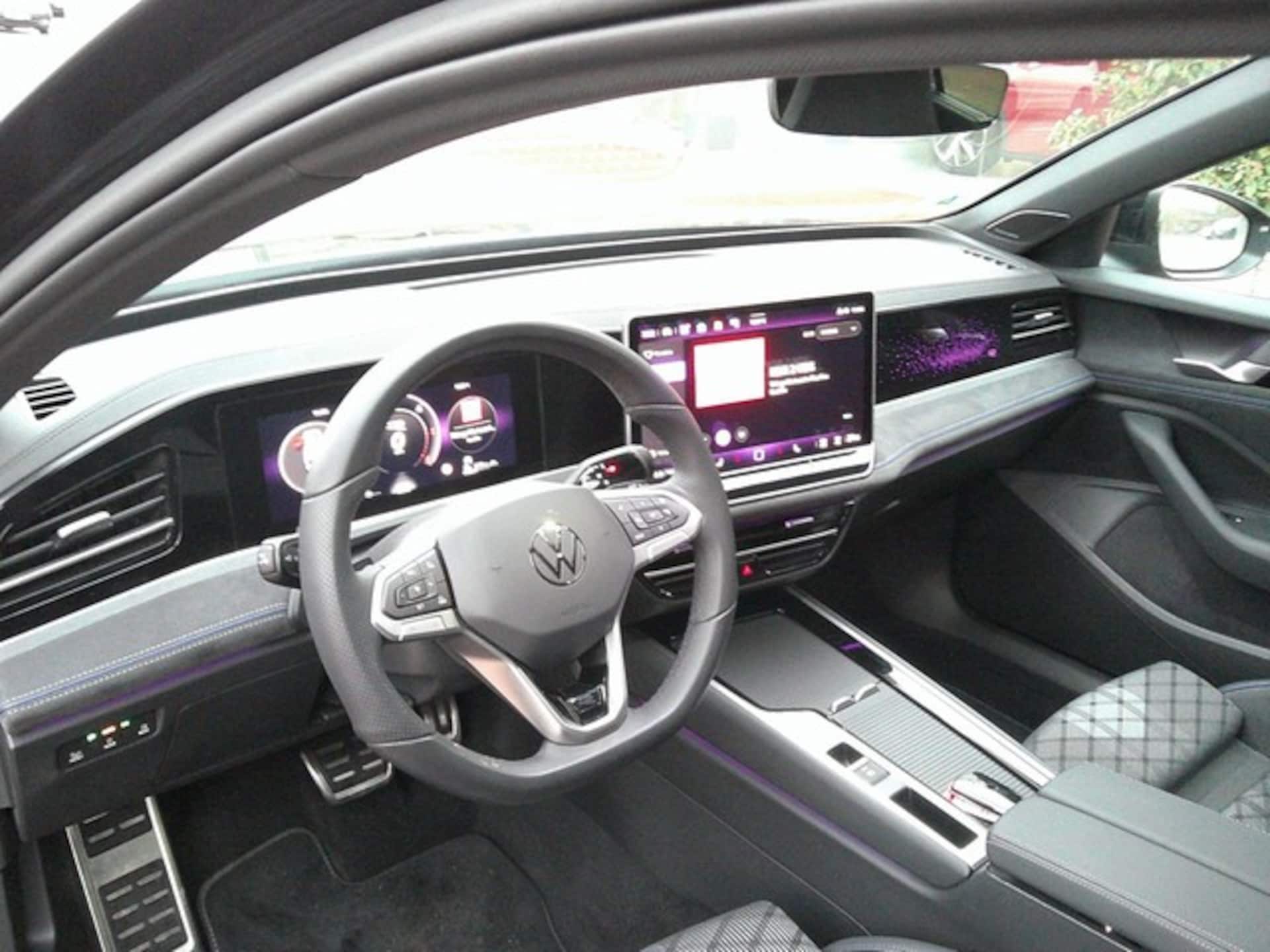 Volkswagen Passat R-Line