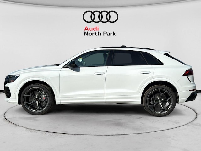 2026 Audi RS Q8 SUV performance