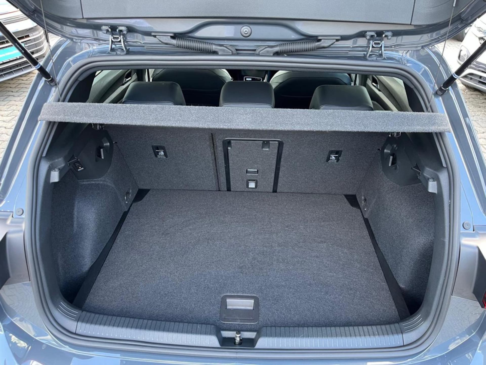 Volkswagen Golf Style