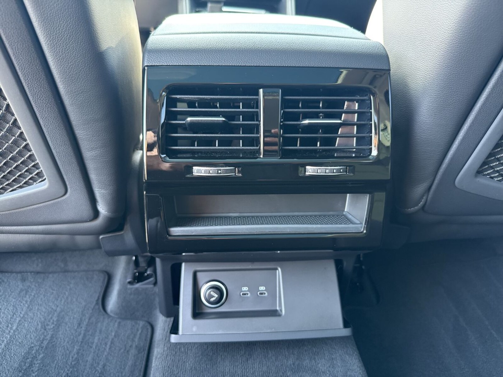 Volkswagen Touareg – Bild 22