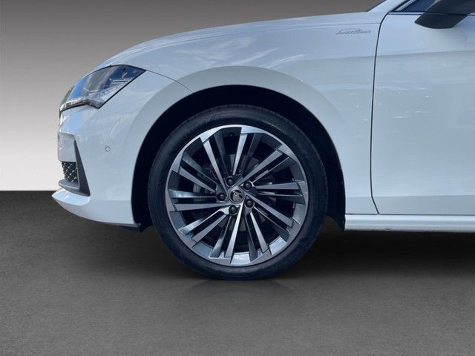 Škoda Superb Combi – Bild 8