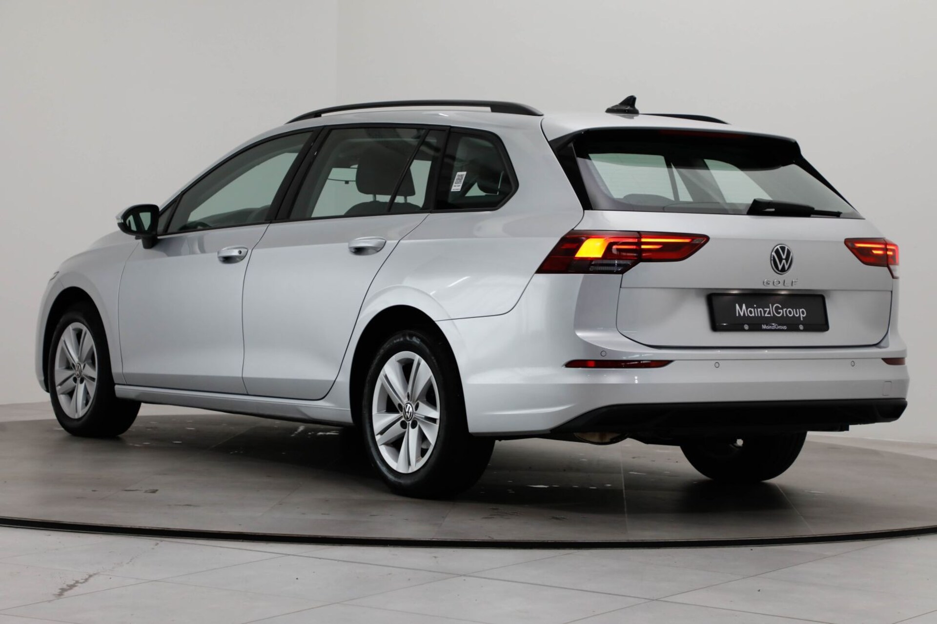 Volkswagen Golf Variant Life