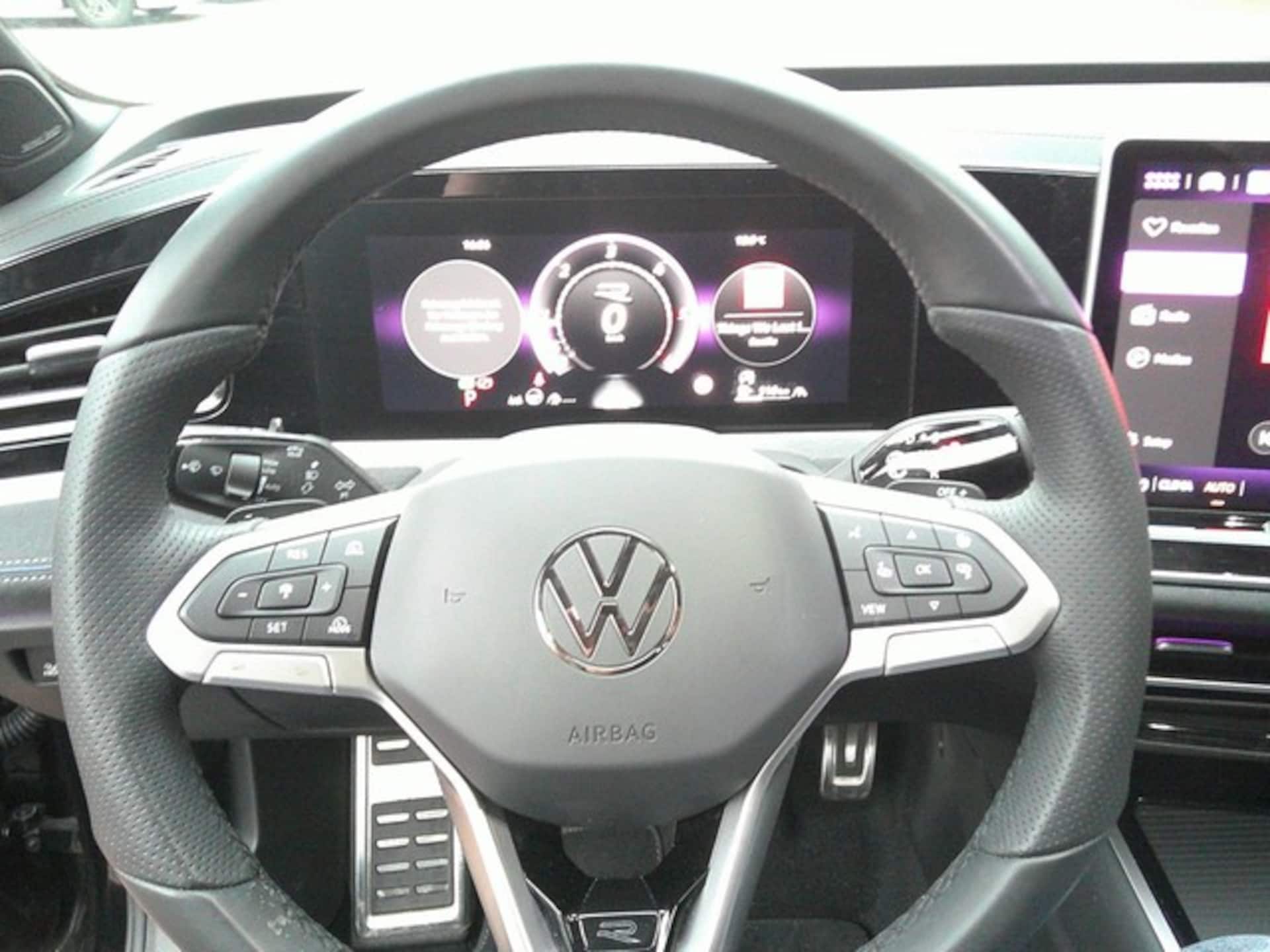 Volkswagen Passat R-Line