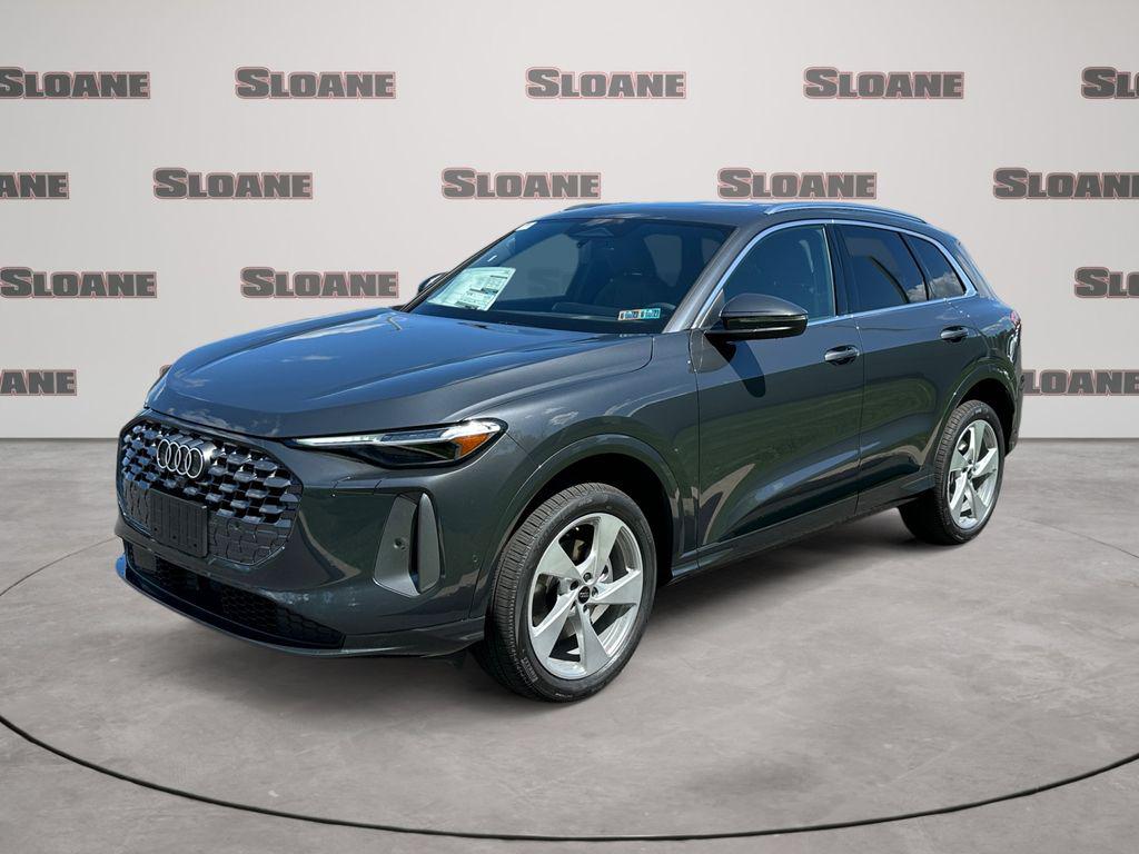 2026 Audi Q5 Premium Plus quattro's photo
