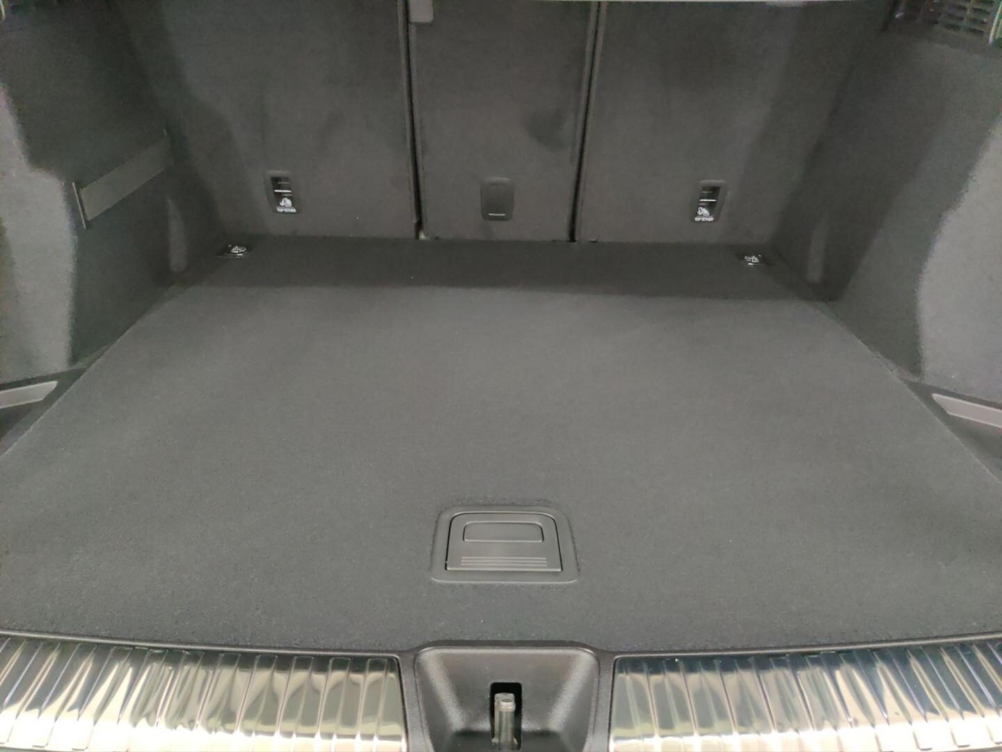 Bild über Audi Q5 SUV TDI quattro 150 kW S tronic - für weitere Informationen kontaktieren Sie den Audi Partner