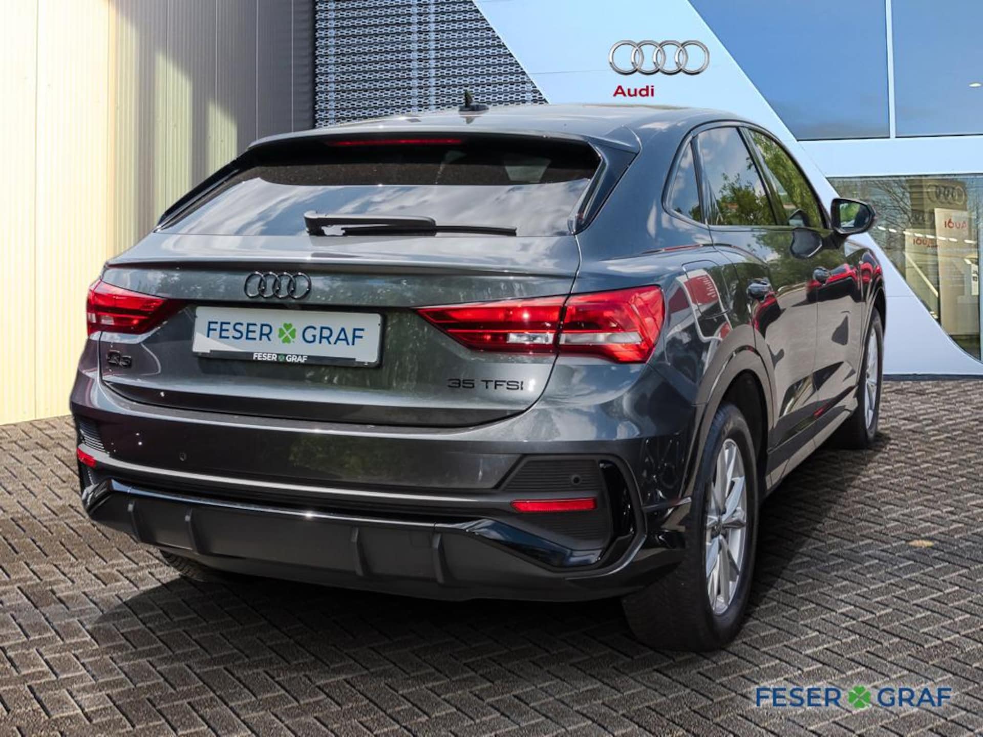 Audi Q3 Sportback S line