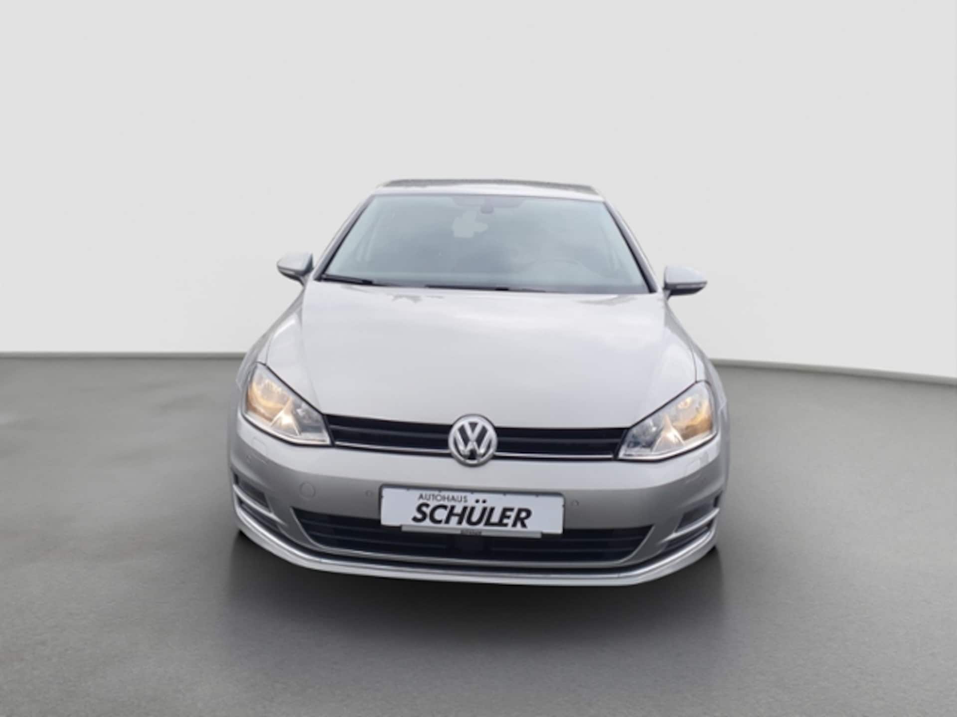Volkswagen Golf LOUNGE