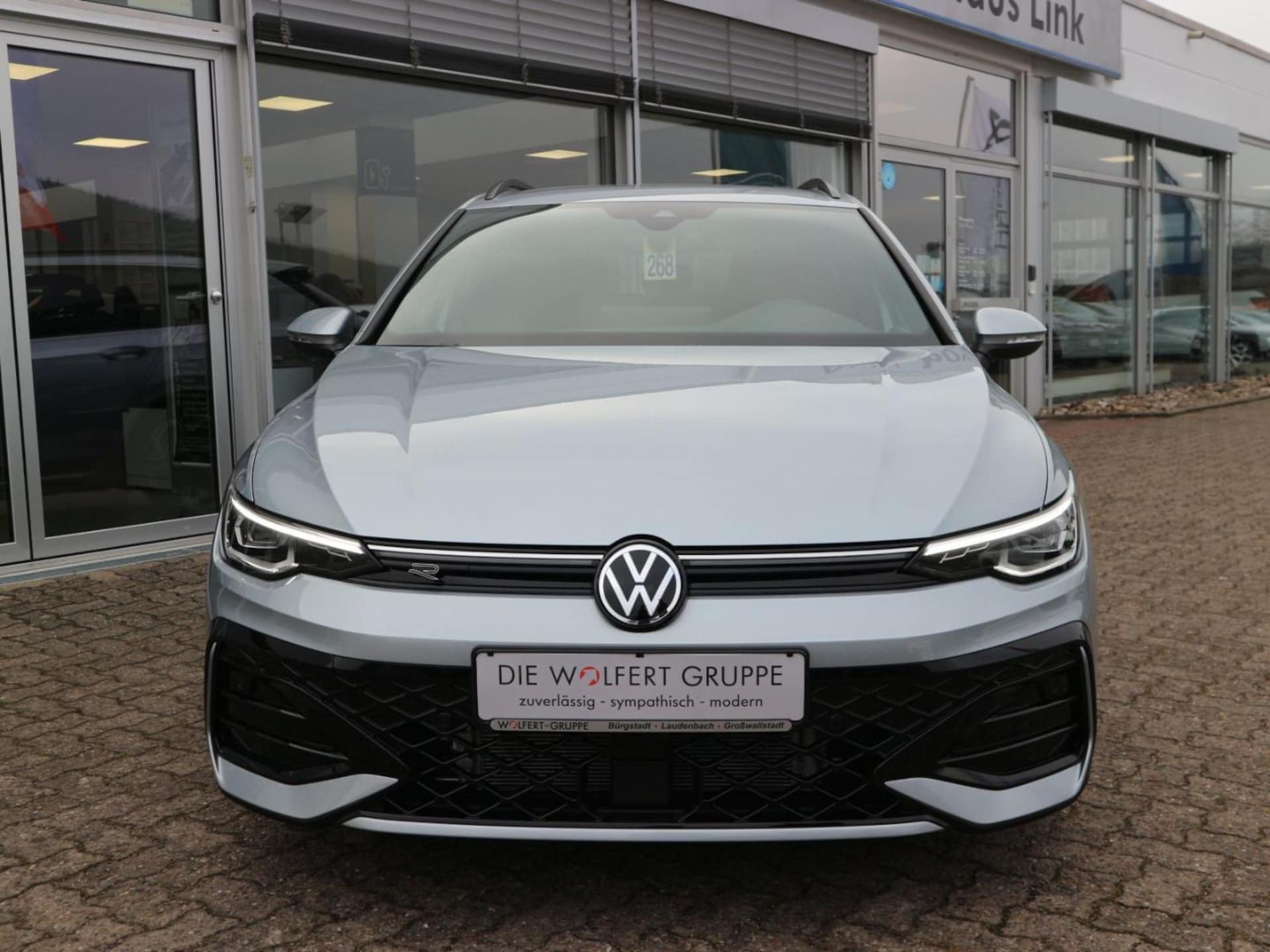 Volkswagen Golf Variant R-Line