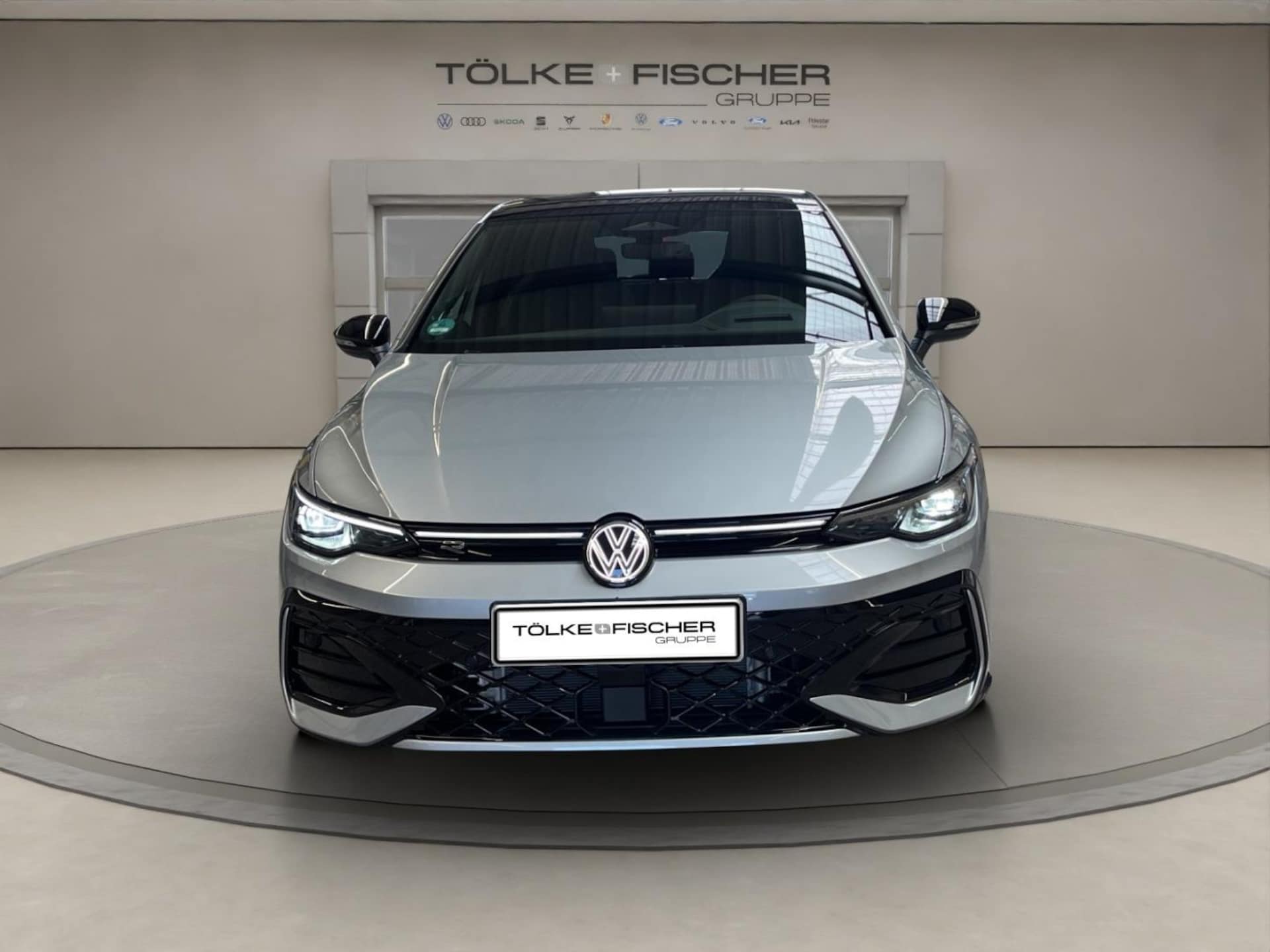 Volkswagen Golf R-Line