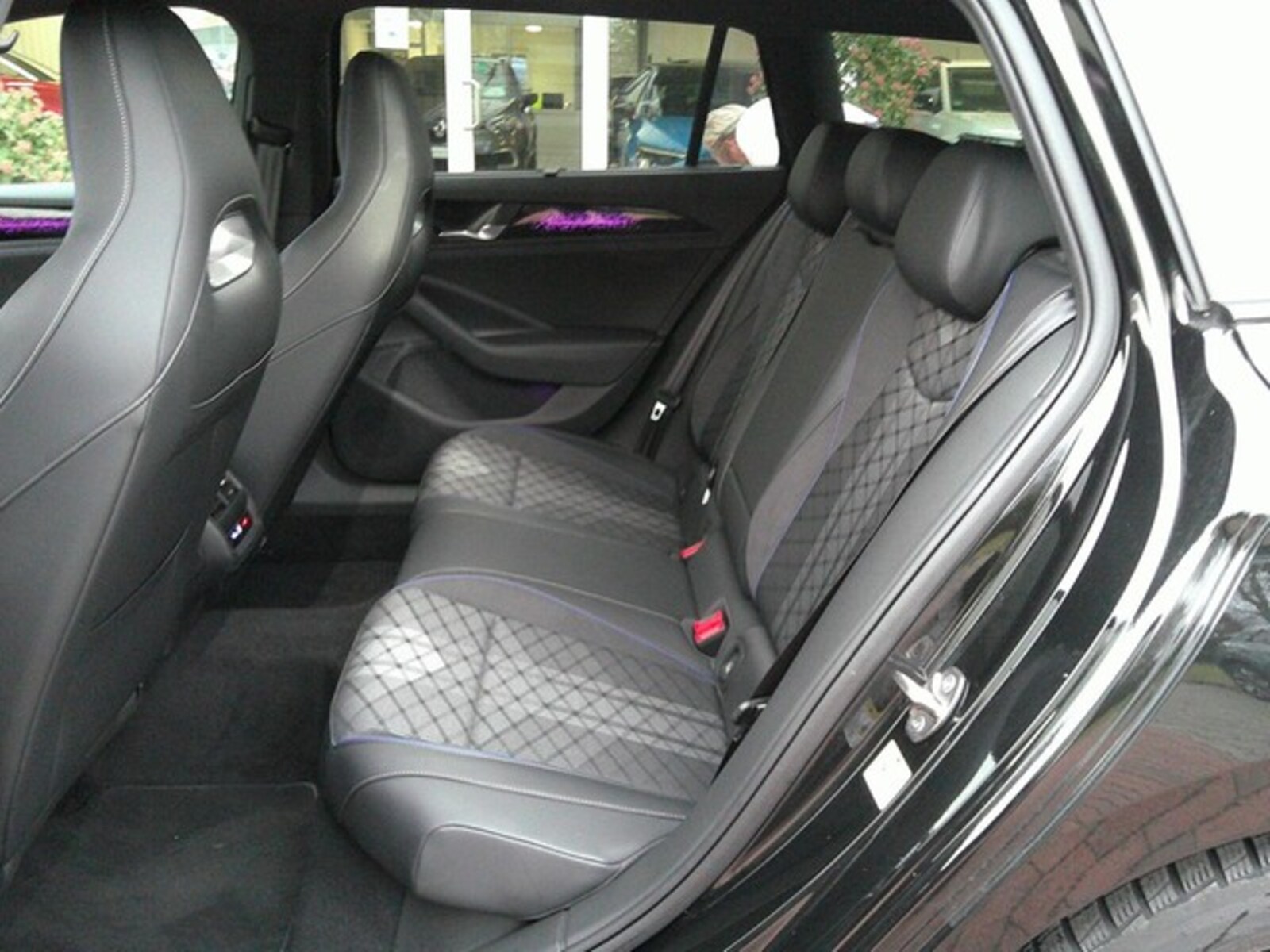 Volkswagen Passat – Bild 15