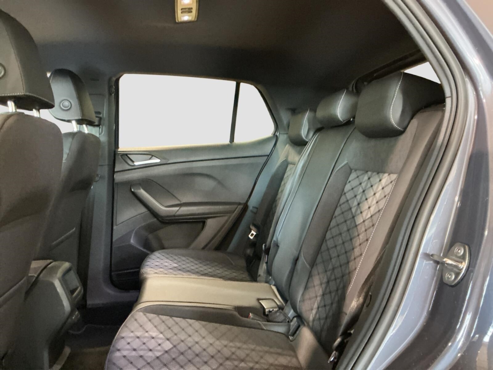 Volkswagen T-Cross – Bild 11