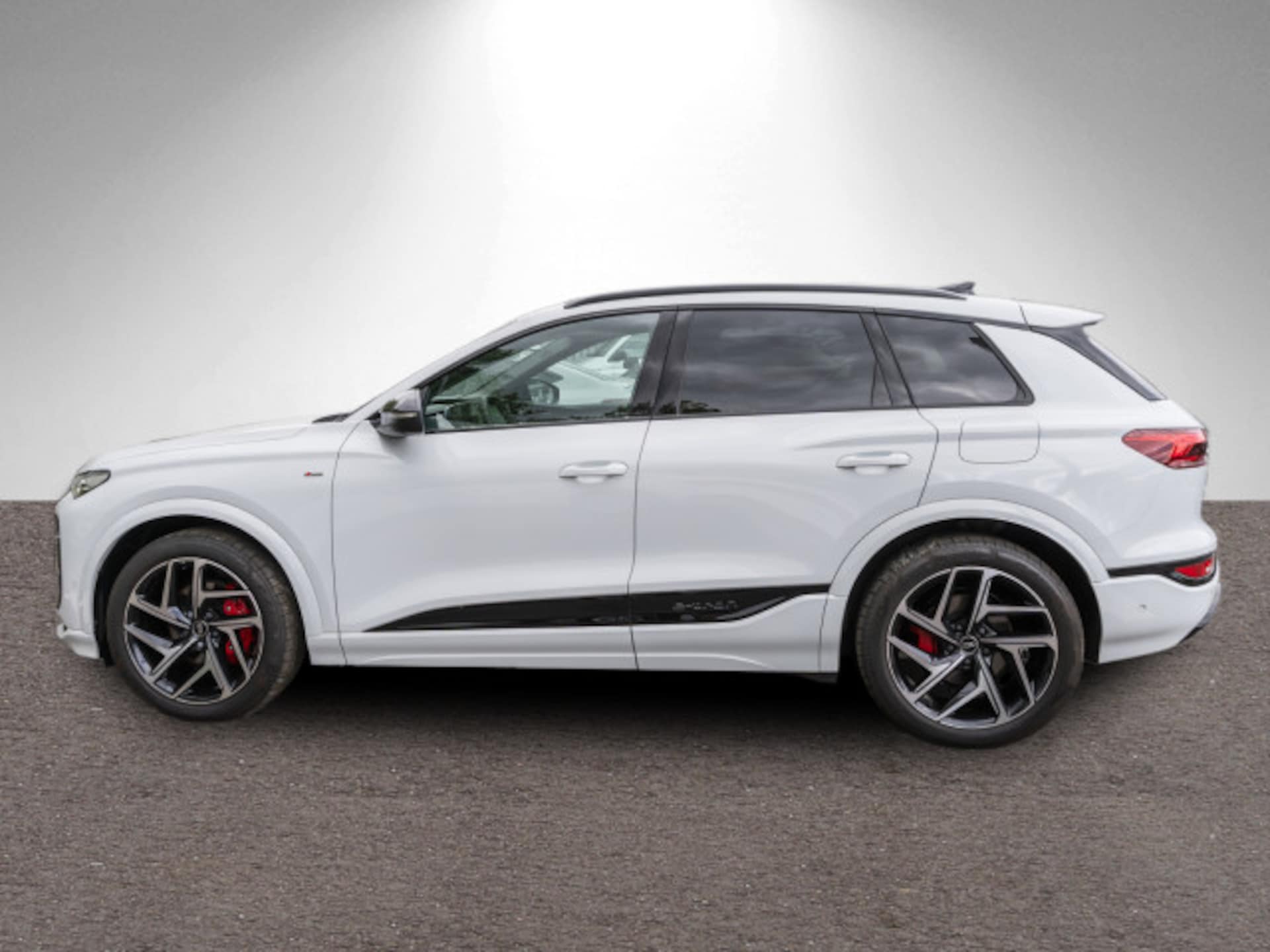 Audi Q6 SUV e-tron