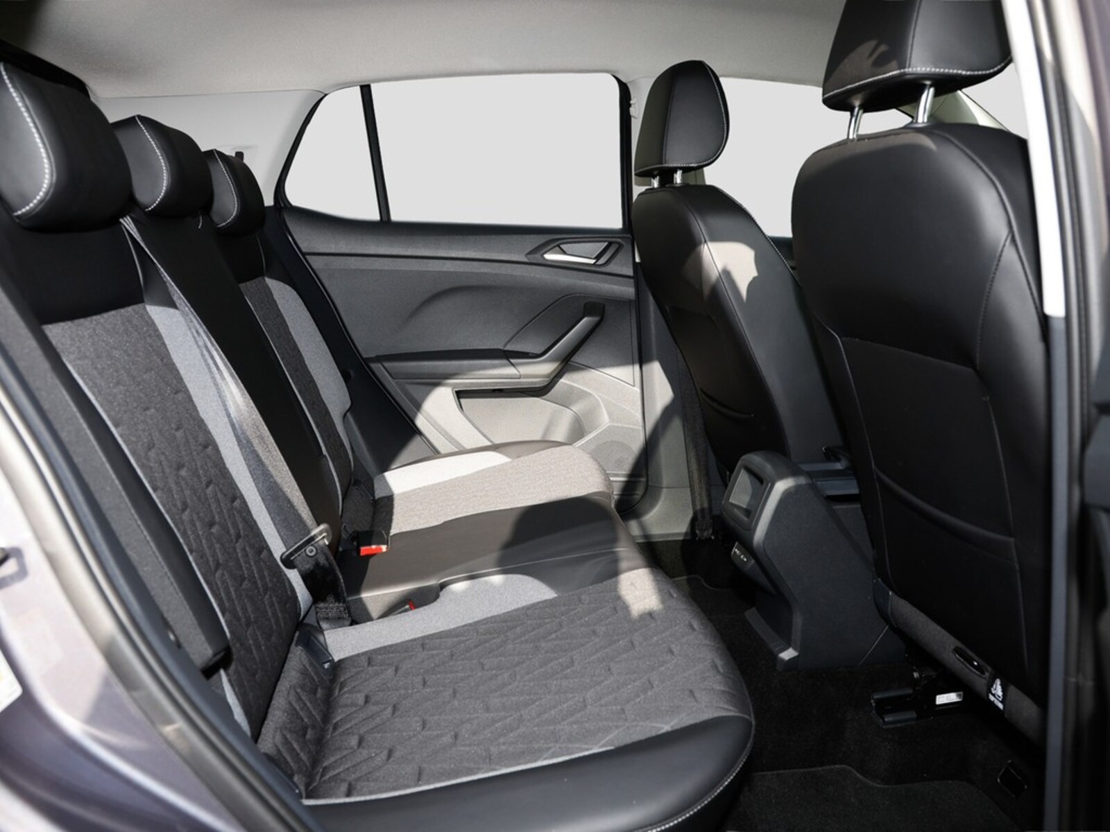 Volkswagen T-Cross – Bild 12