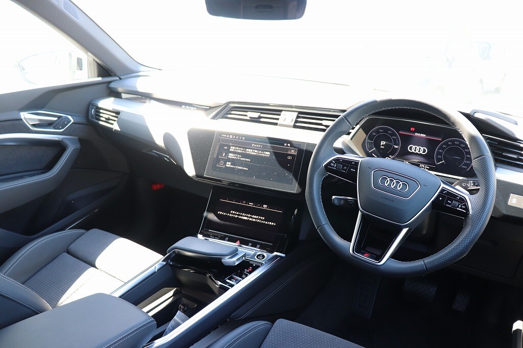 Image about Audi e-tron Sportback 55 quattro S line 300,00 kW